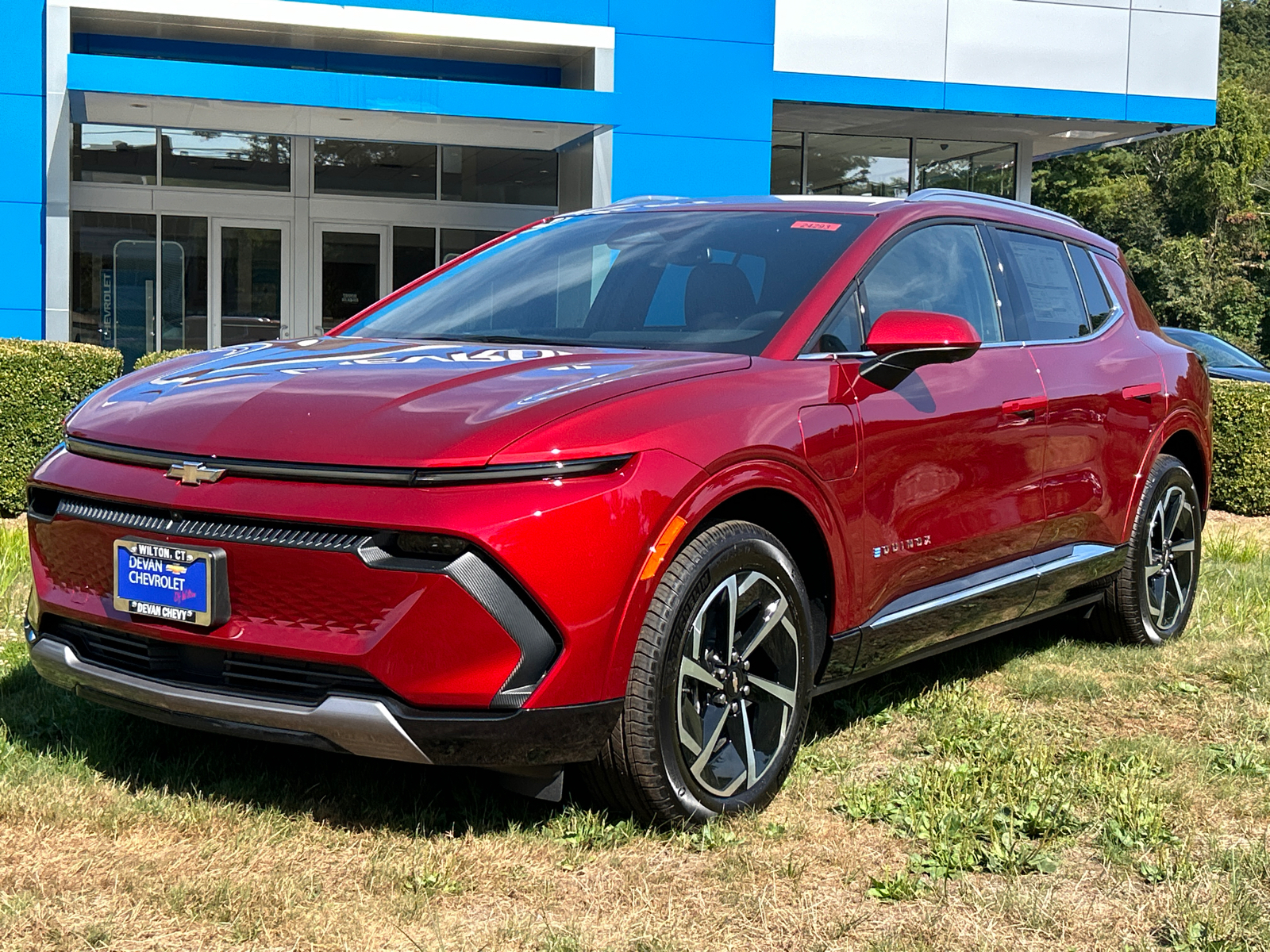 2024 Chevrolet Equinox EV 2LT 1