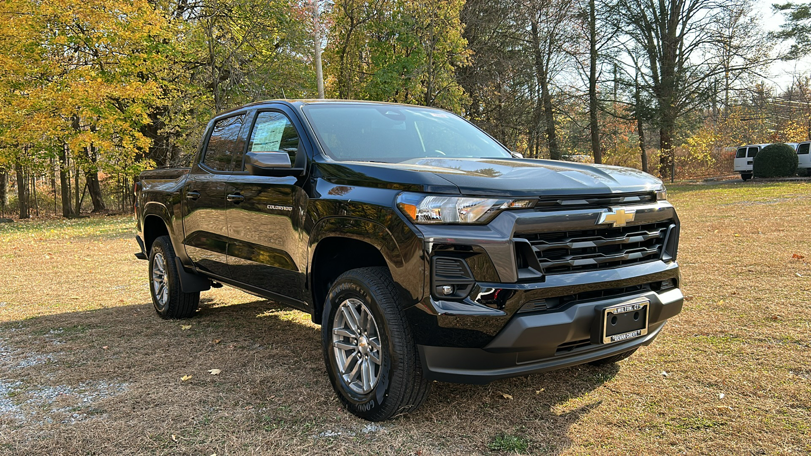 2024 Chevrolet Colorado LT 2