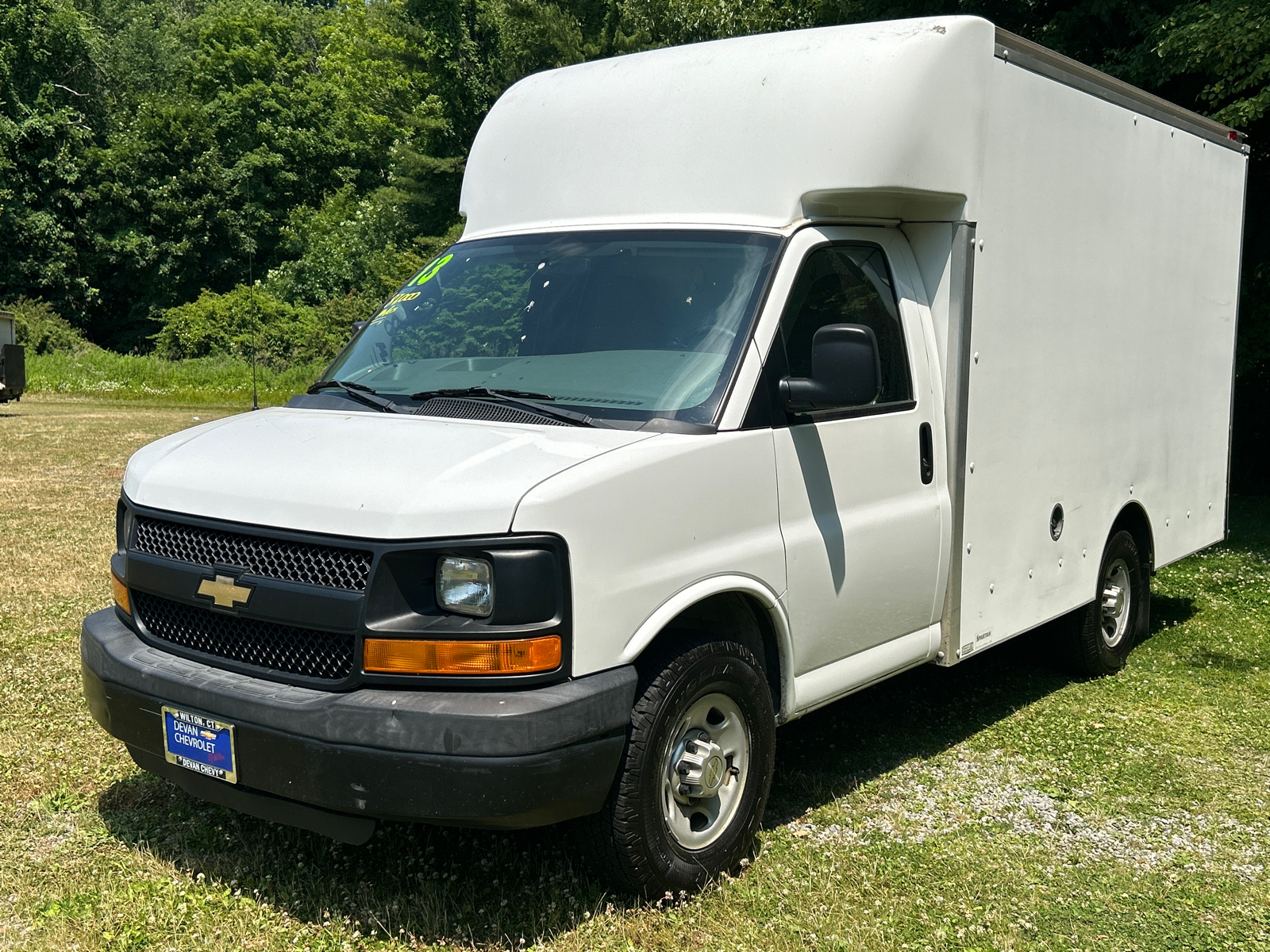 2013 Chevrolet Express Commercial Cutaway  1