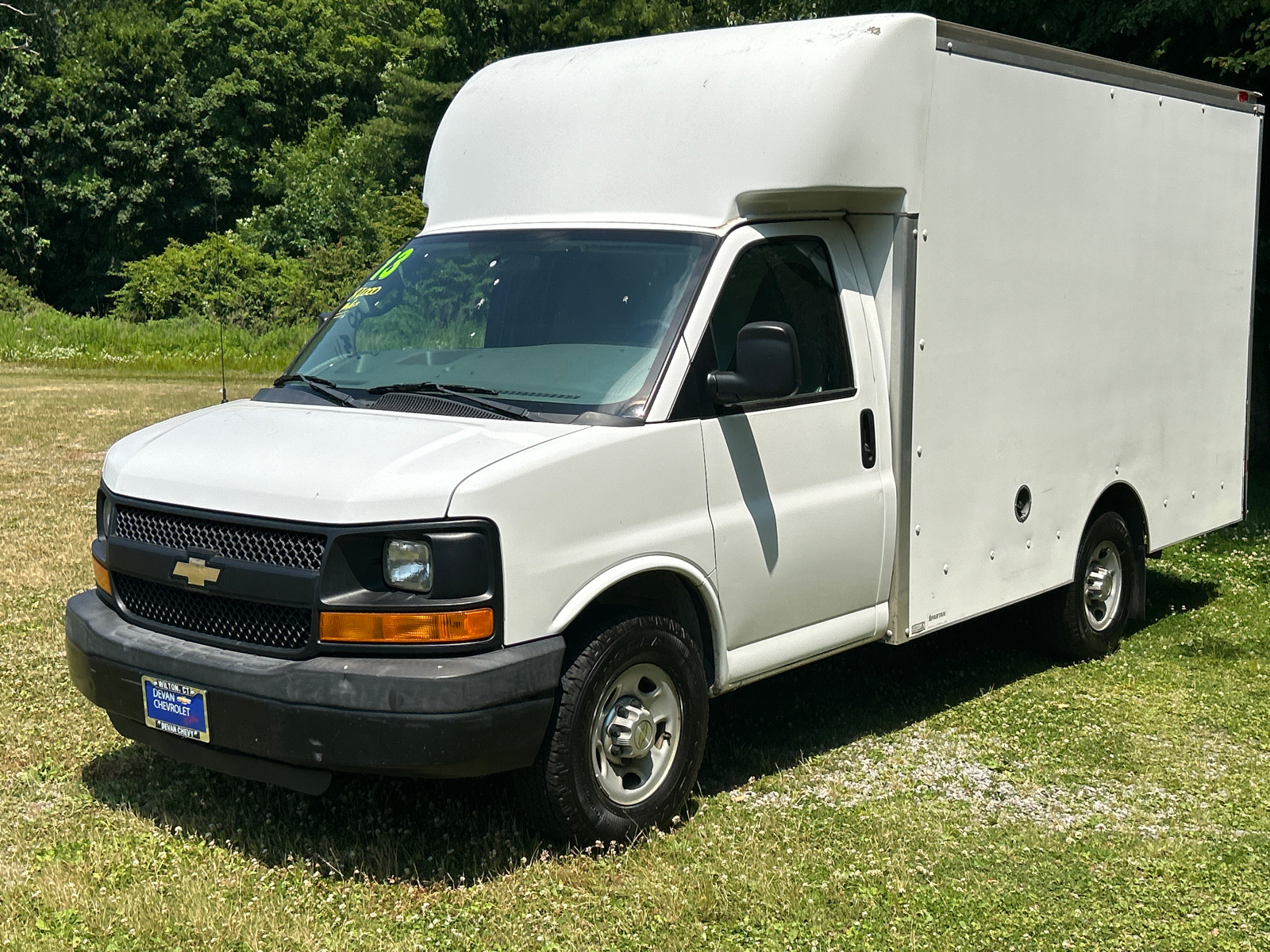 2013 Chevrolet Express Commercial Cutaway  2