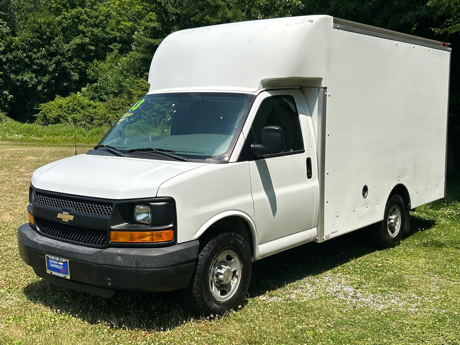 2013 Chevrolet Express Commercial Cutaway  3