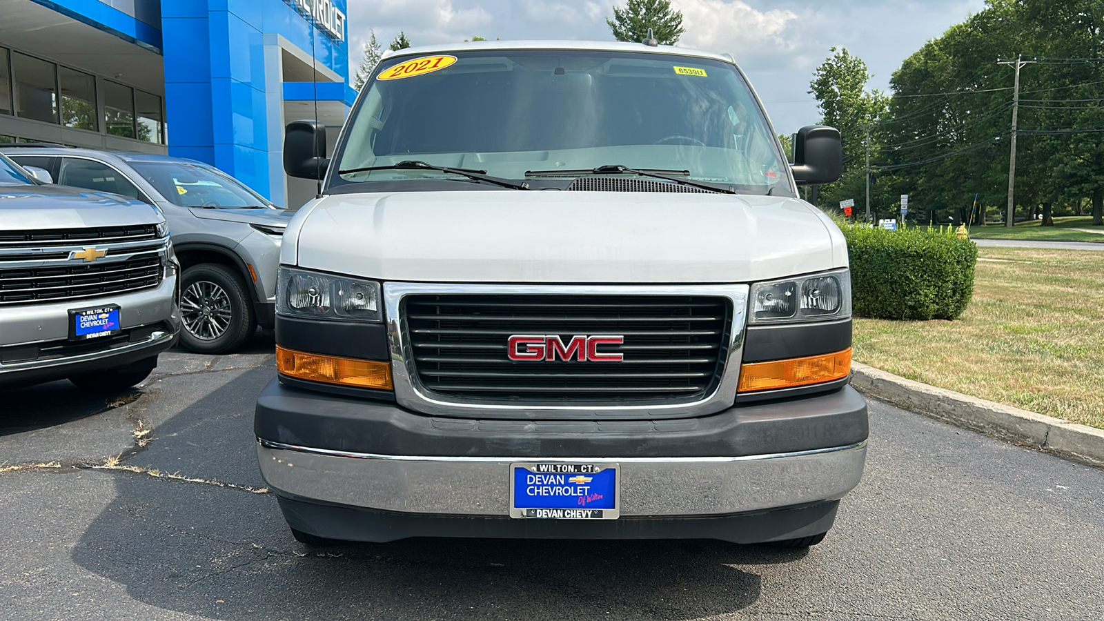 2021 GMC Savana Cargo 2500  2