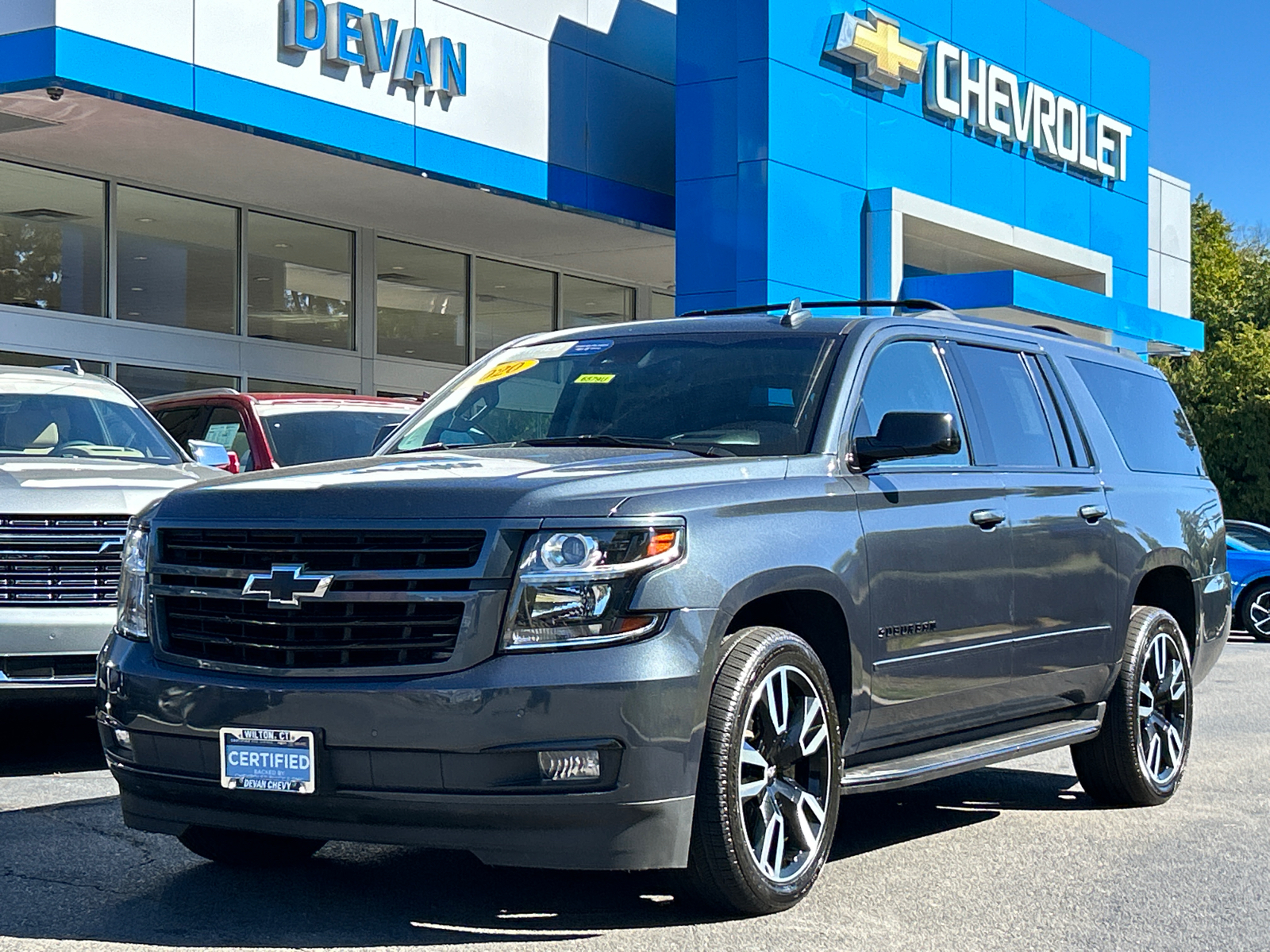 2020 Chevrolet Suburban Premier 1