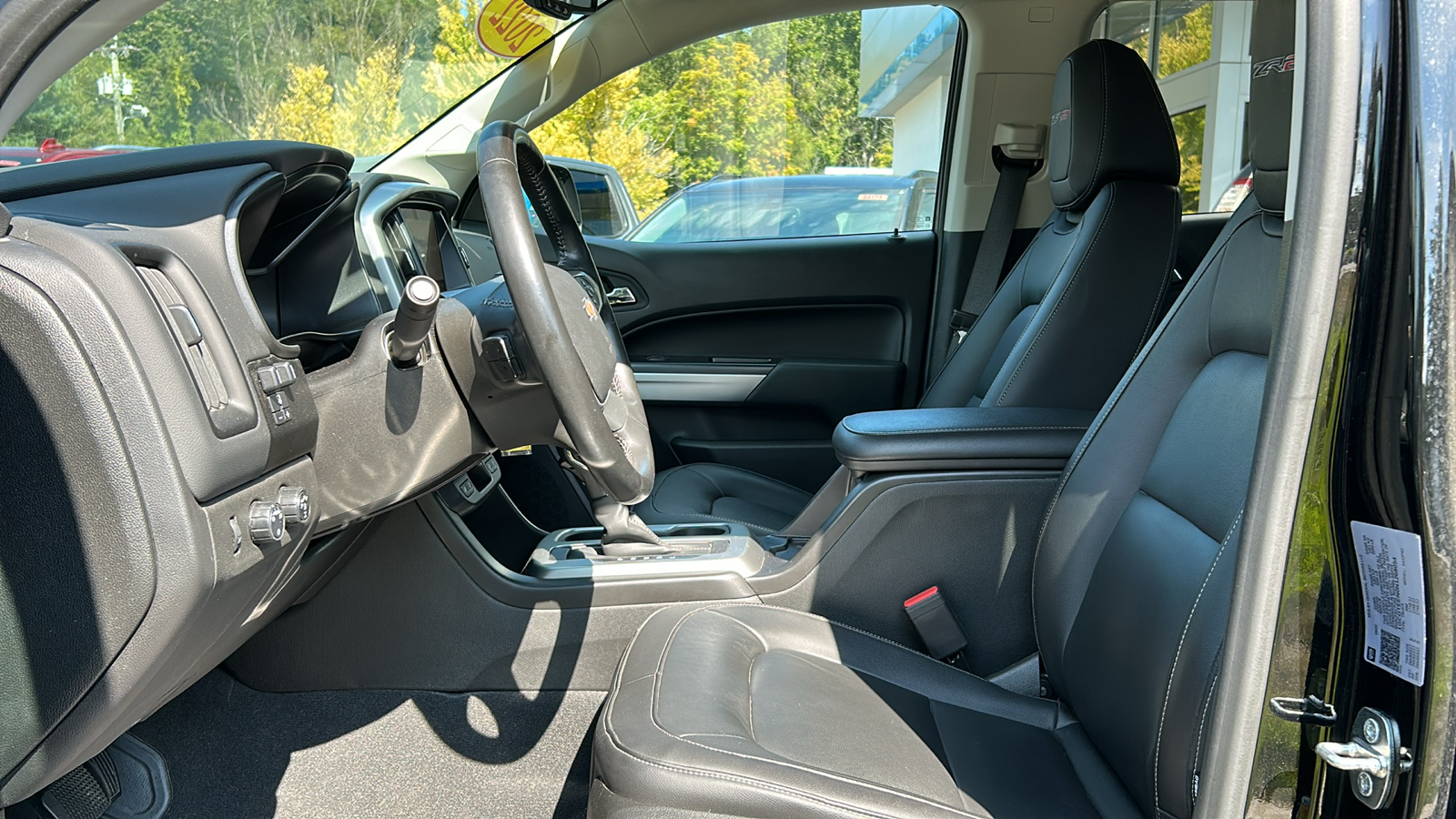 2022 Chevrolet Colorado ZR2 9