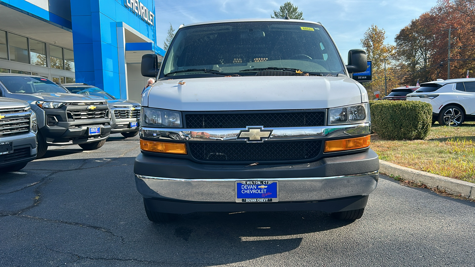 2022 Chevrolet Express Cargo 2500  3