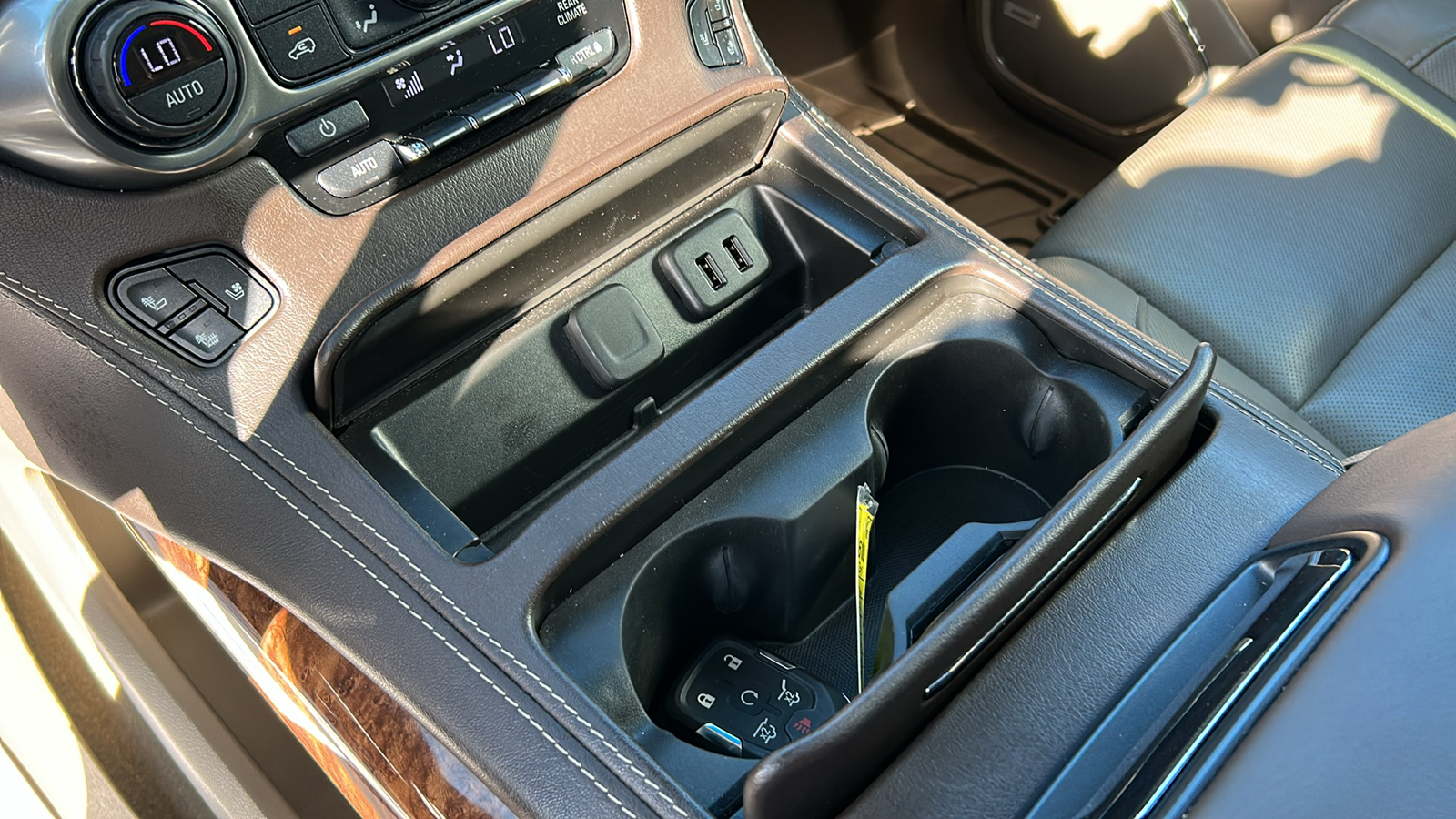 2019 Chevrolet Suburban Premier 17