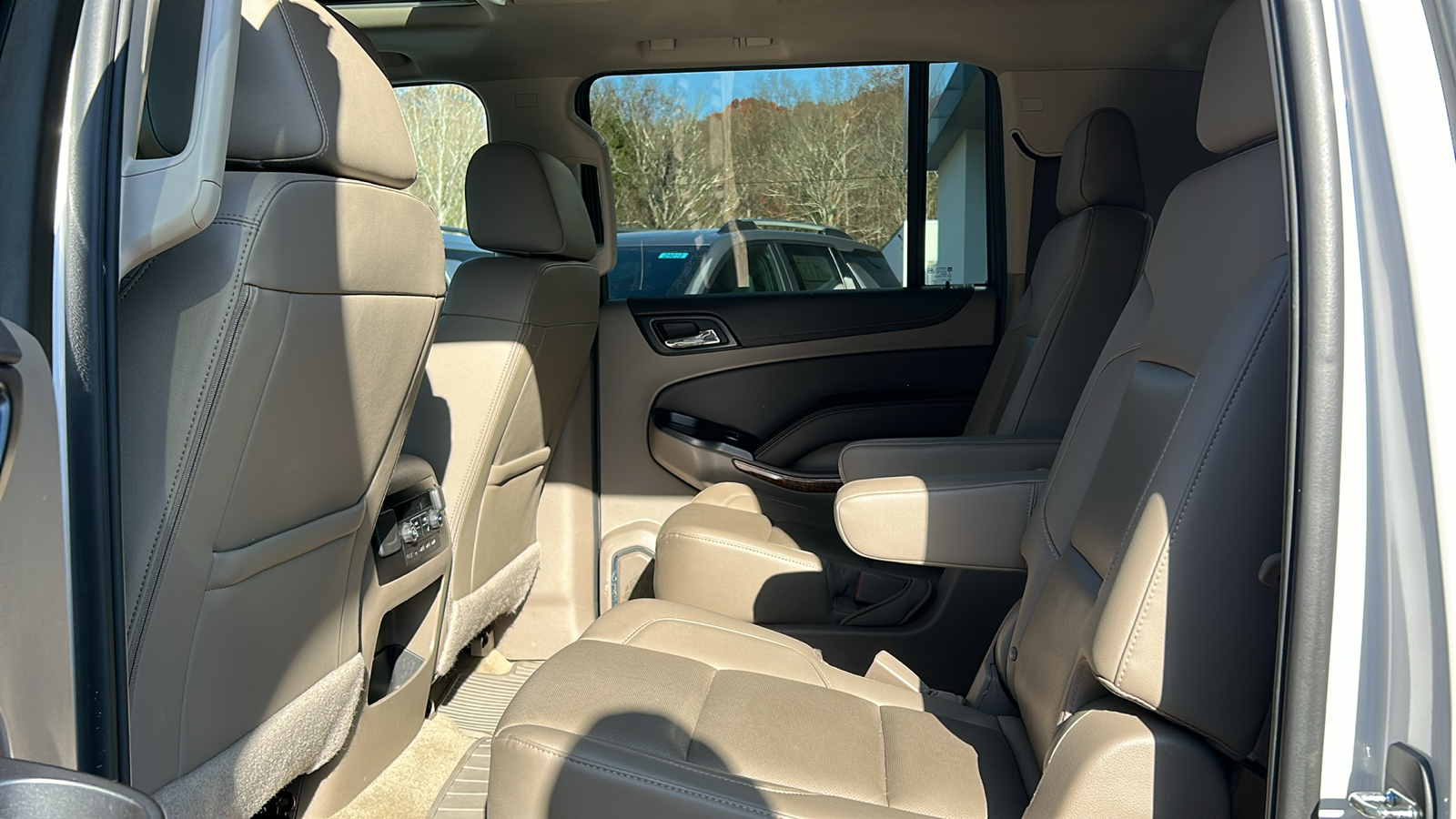 2019 Chevrolet Suburban Premier 21