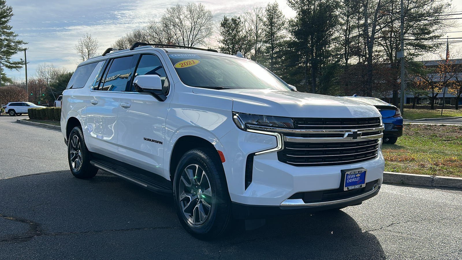 2021 Chevrolet Suburban LT 2