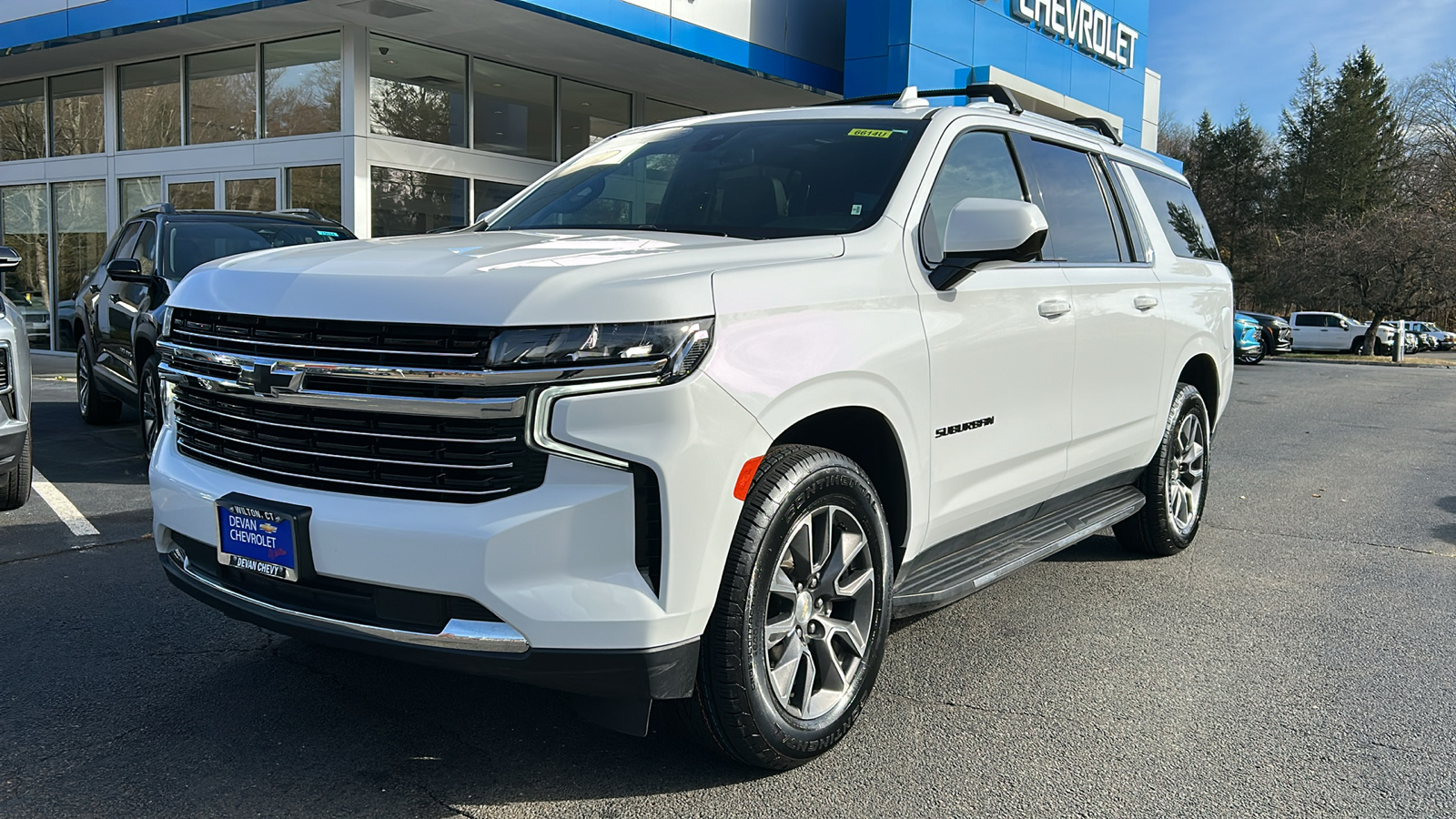 2021 Chevrolet Suburban LT 4