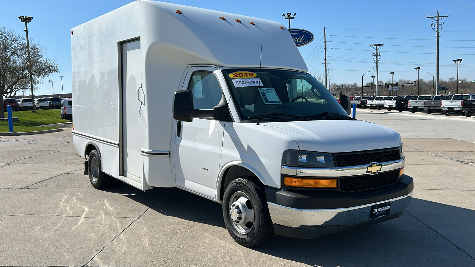 2019 Chevrolet Express 3500 Work Van 1