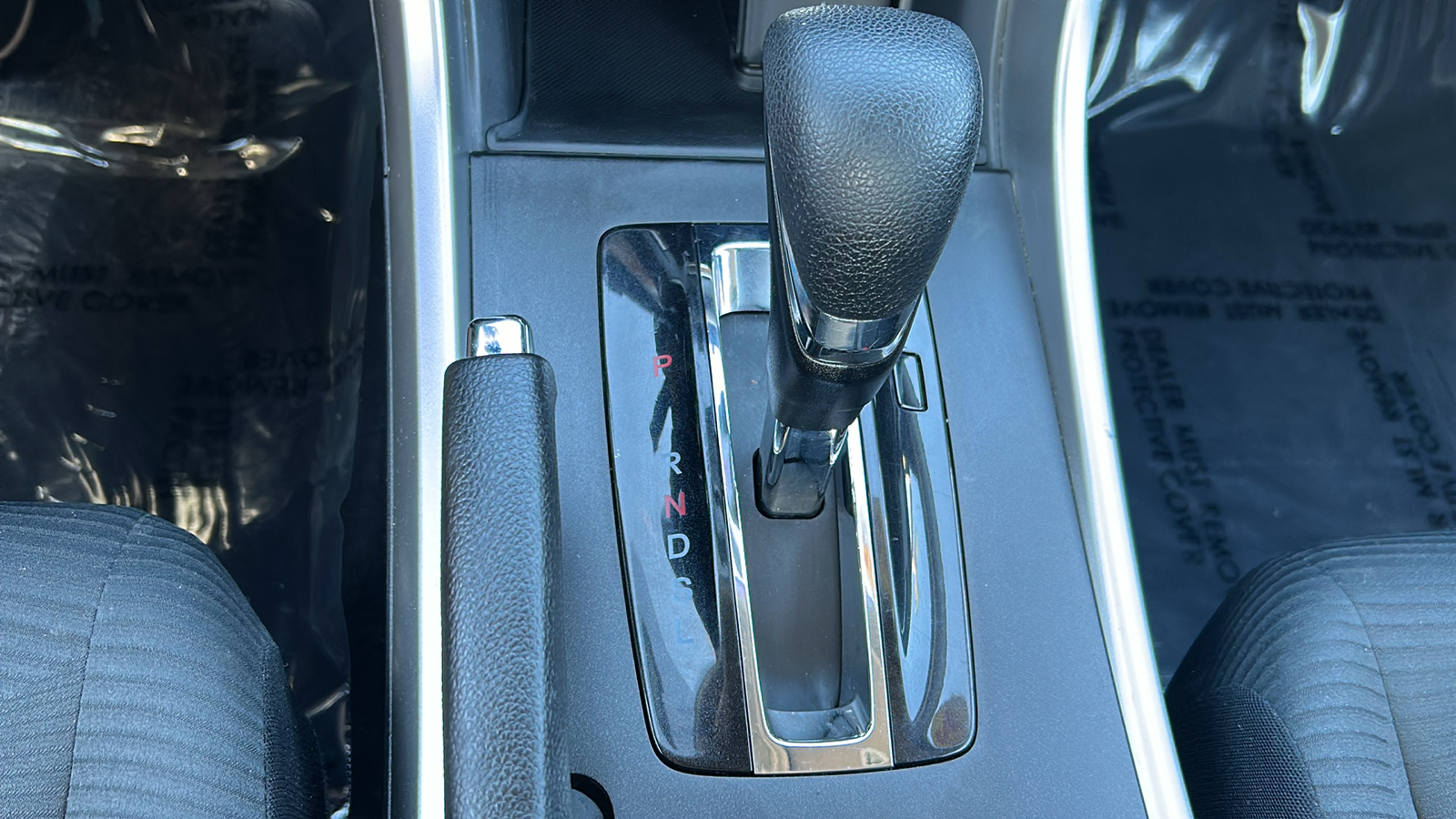 2015 Honda Accord LX 29
