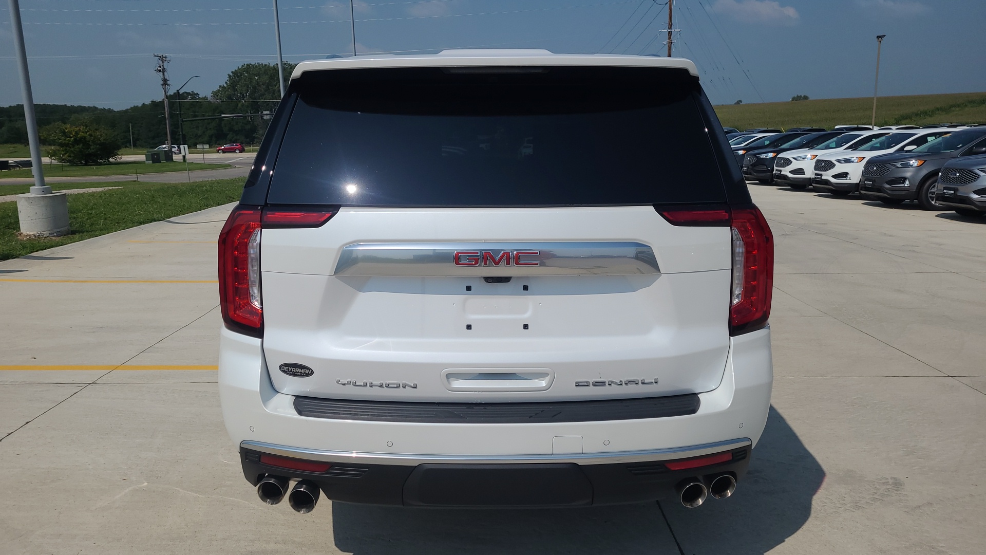 2023 GMC Yukon XL Denali 4