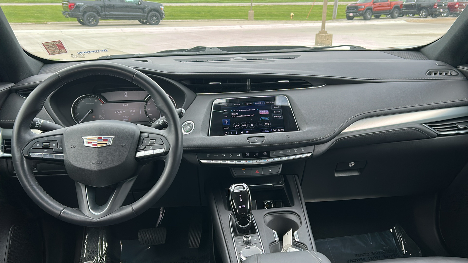 2020 Cadillac XT4 Premium Luxury 16