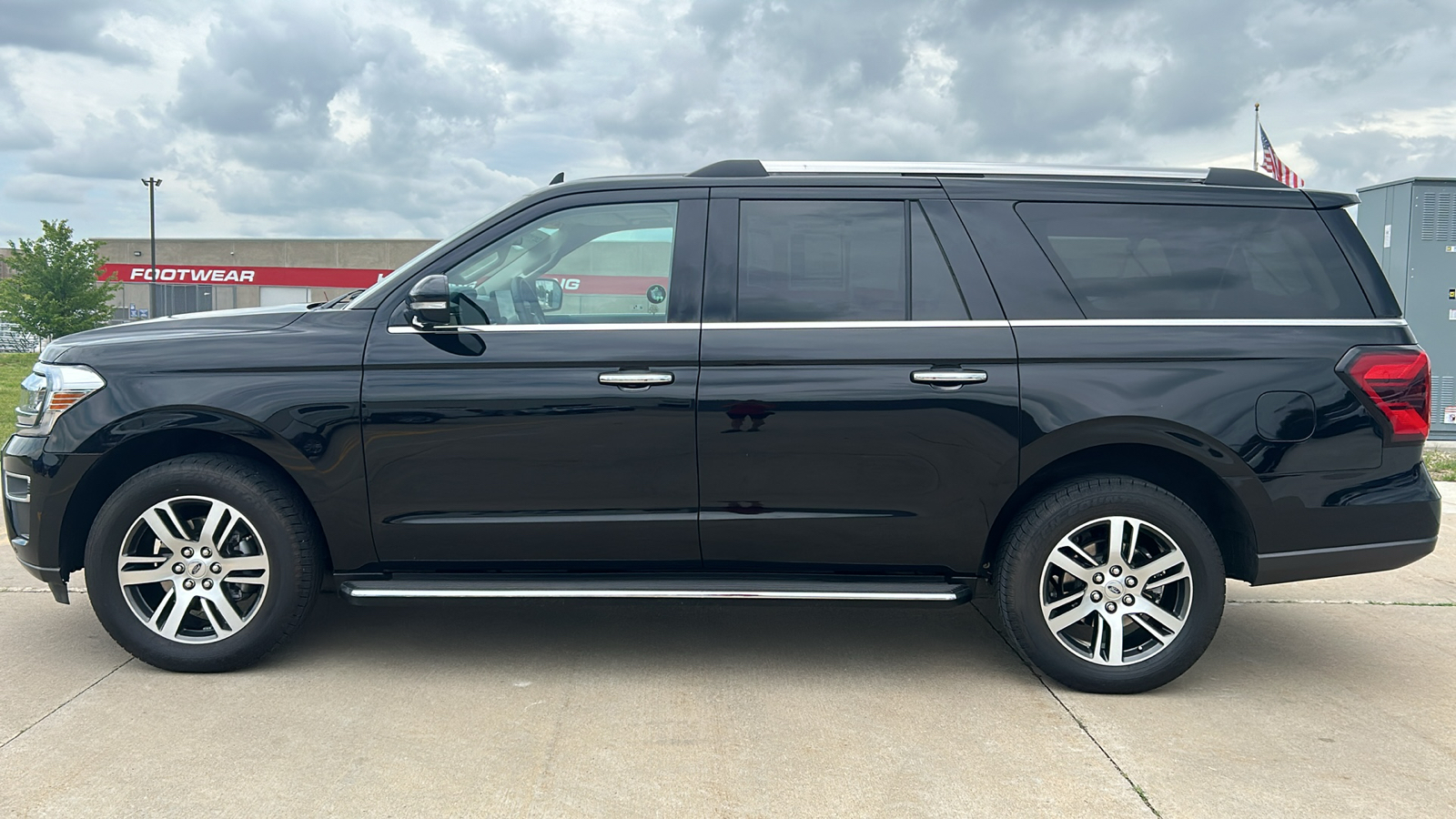 2023 Ford Expedition Max Limited 6