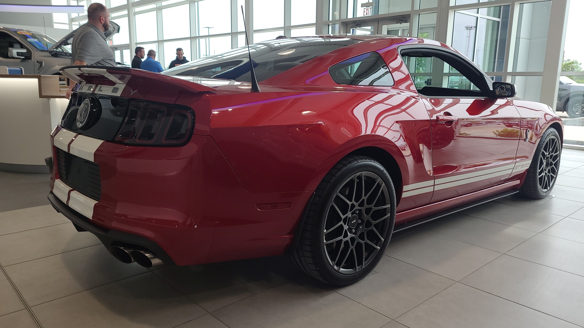 2013 Ford Mustang Shelby GT500 2