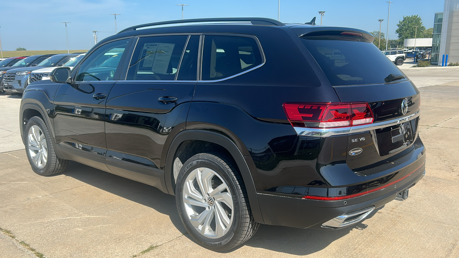 2023 Volkswagen Atlas 3.6L V6 SE w/Technology 5