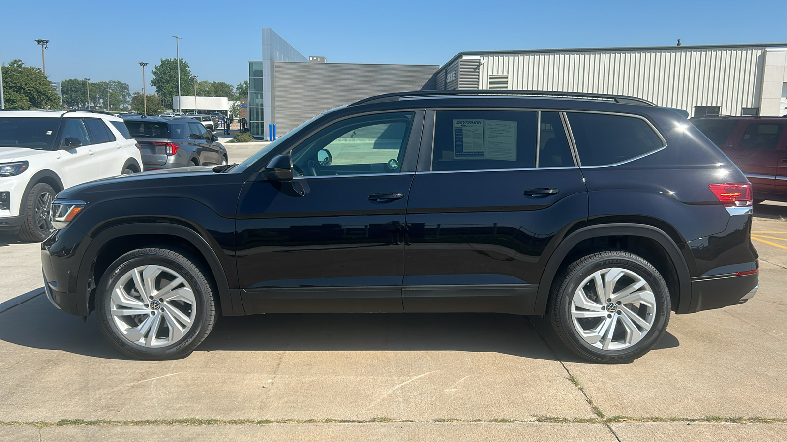 2023 Volkswagen Atlas 3.6L V6 SE w/Technology 6