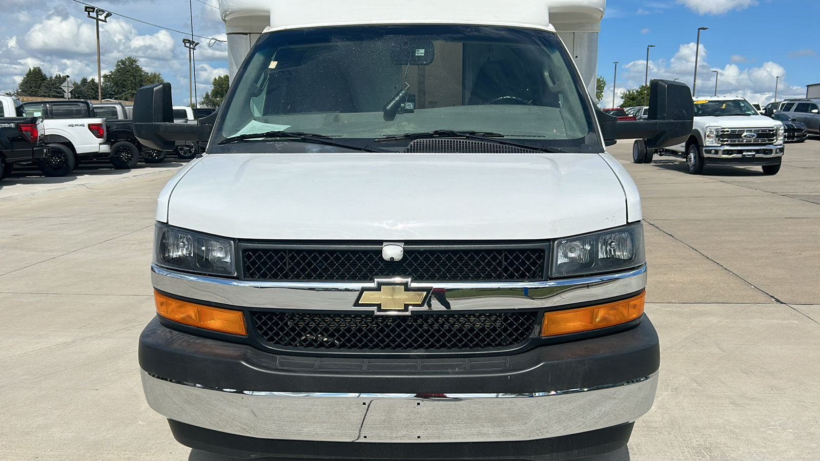 2022 Chevrolet Express 3500 Work Van 8