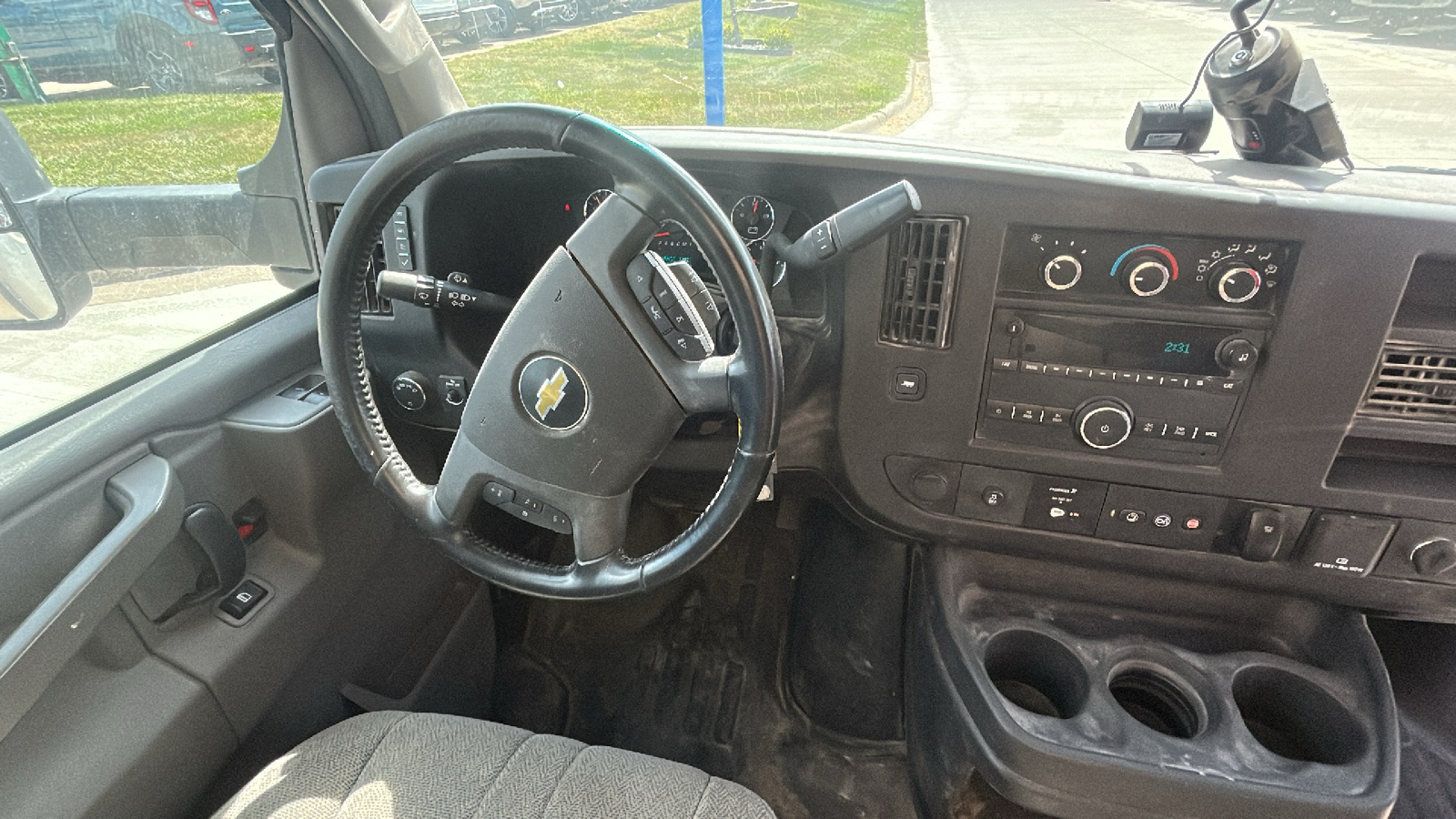 2022 Chevrolet Express 3500 Work Van 16