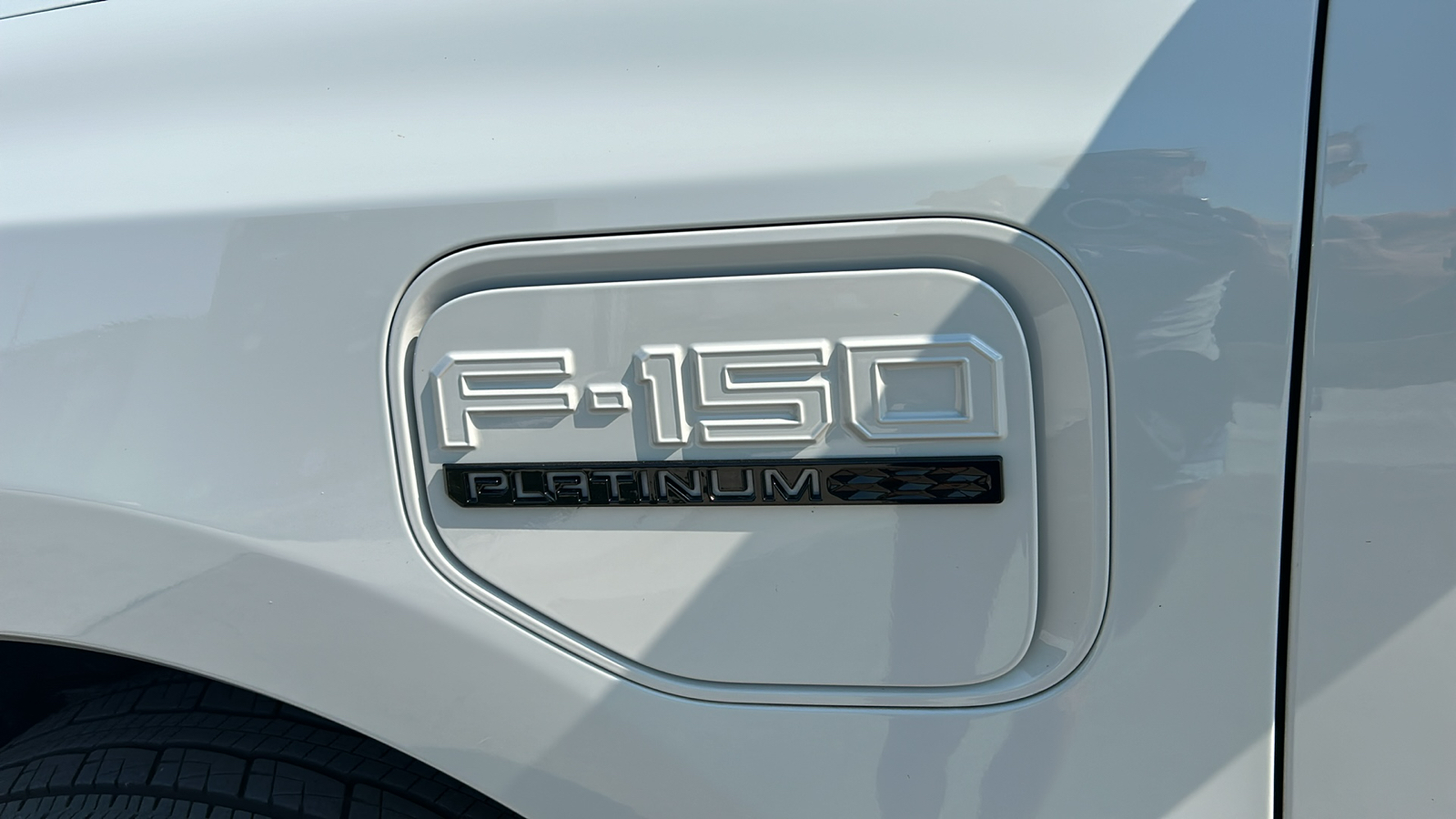 2023 Ford F-150 Lightning Platinum 10