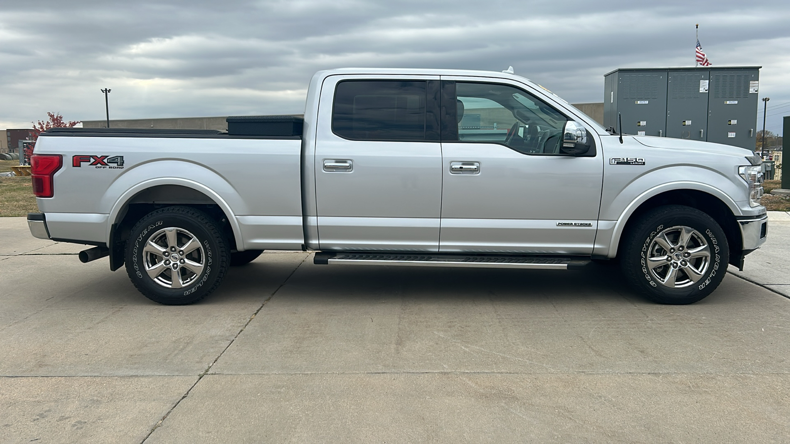 2018 Ford F-150 Lariat 2