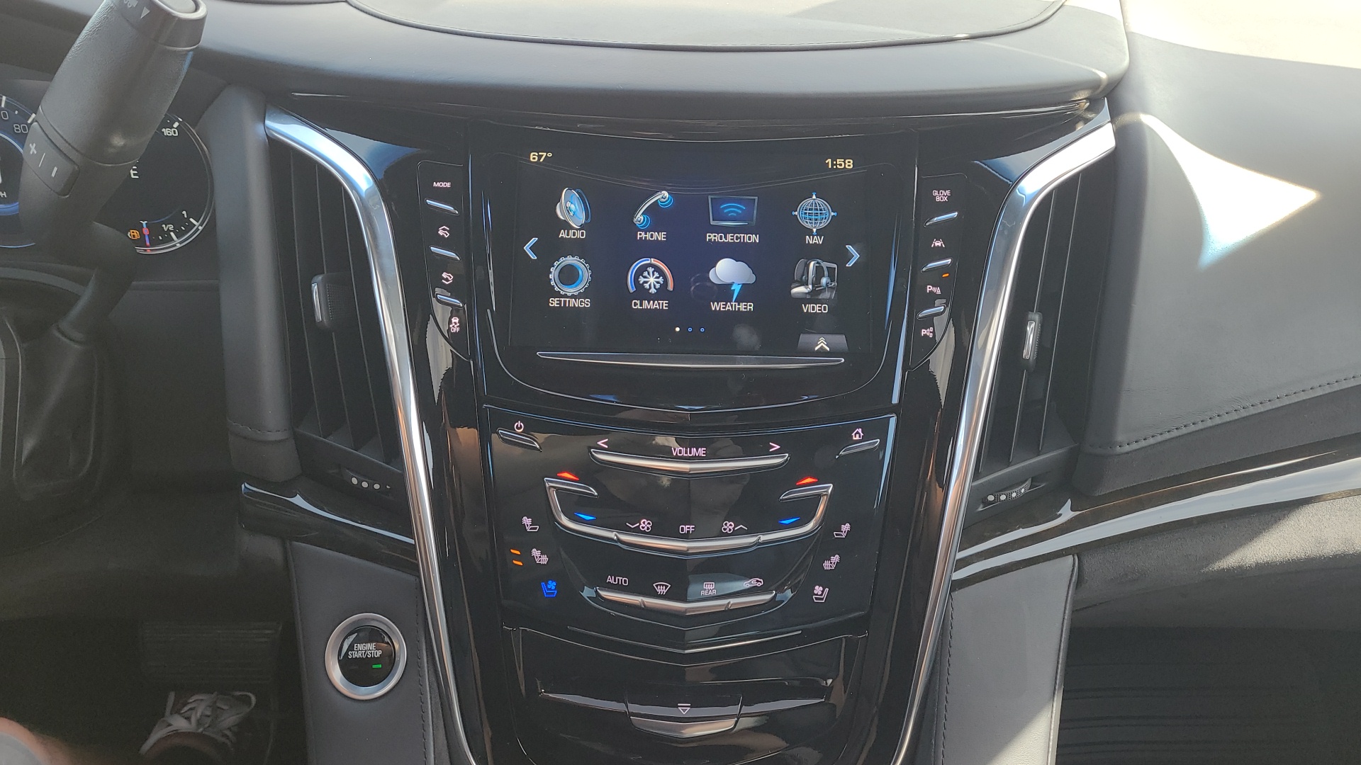 2018 Cadillac Escalade Platinum Edition 31