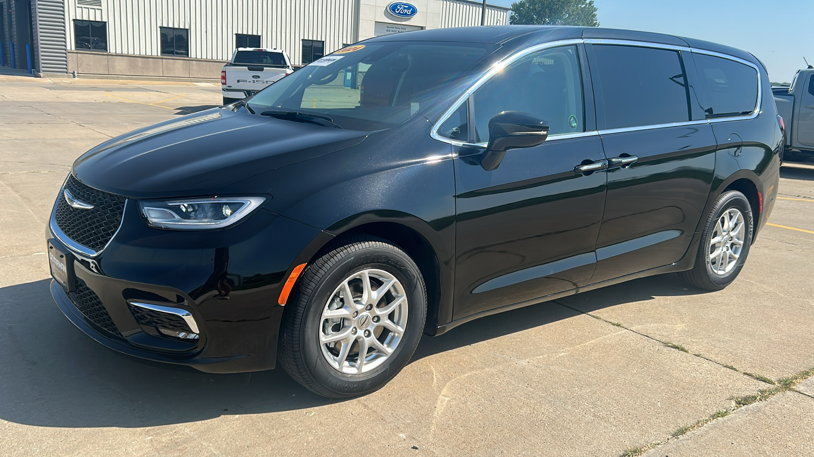 2024 Chrysler Pacifica Touring L 7