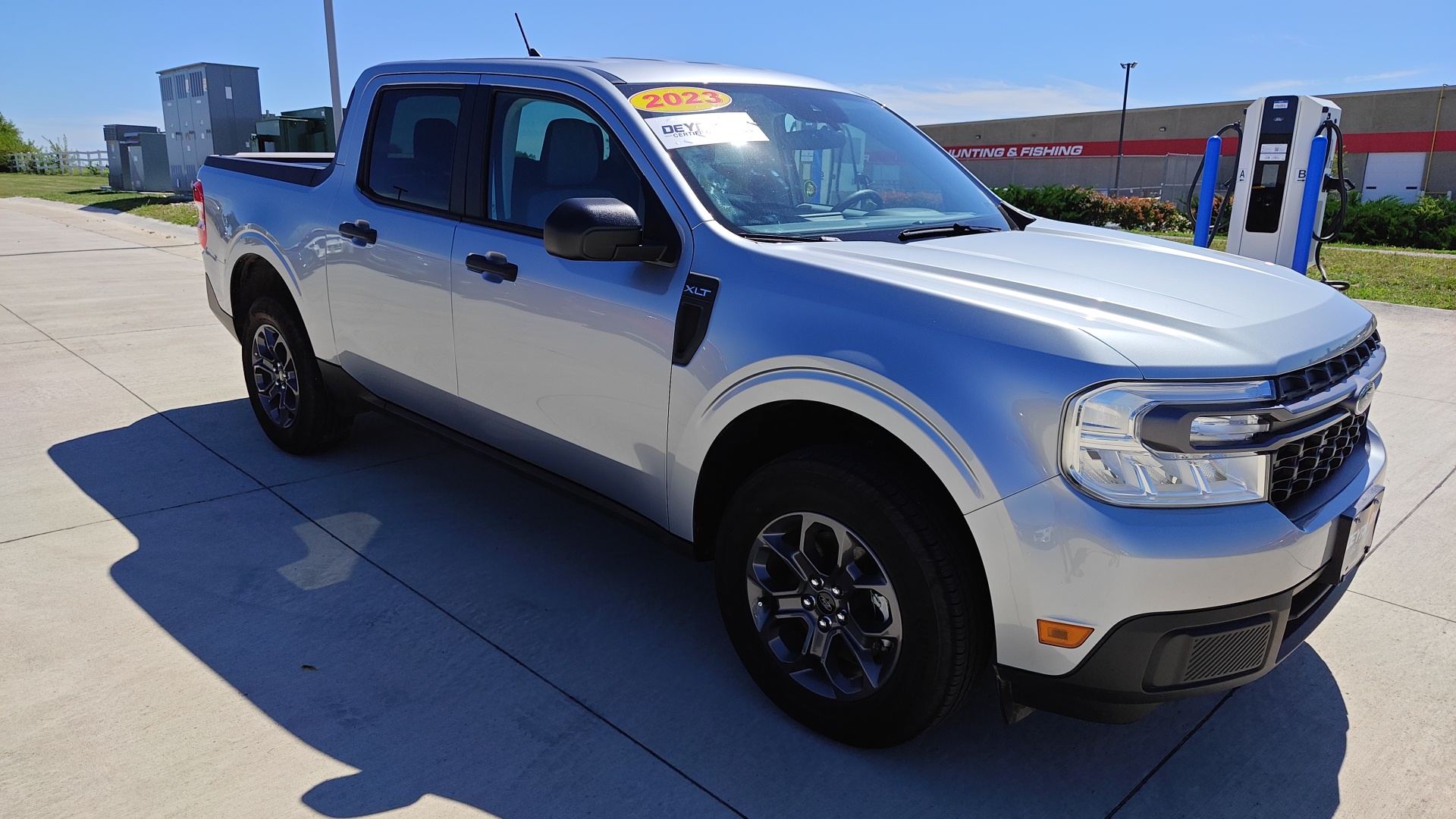 2023 Ford Maverick XLT 1