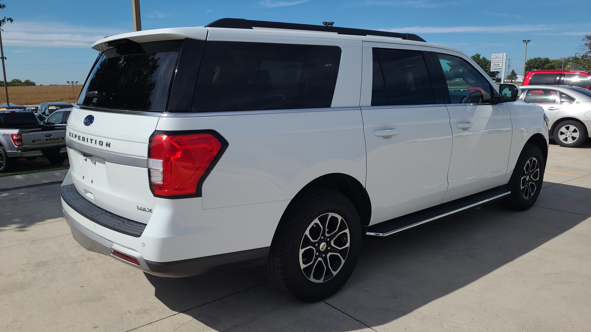 2023 Ford Expedition Max XLT 3