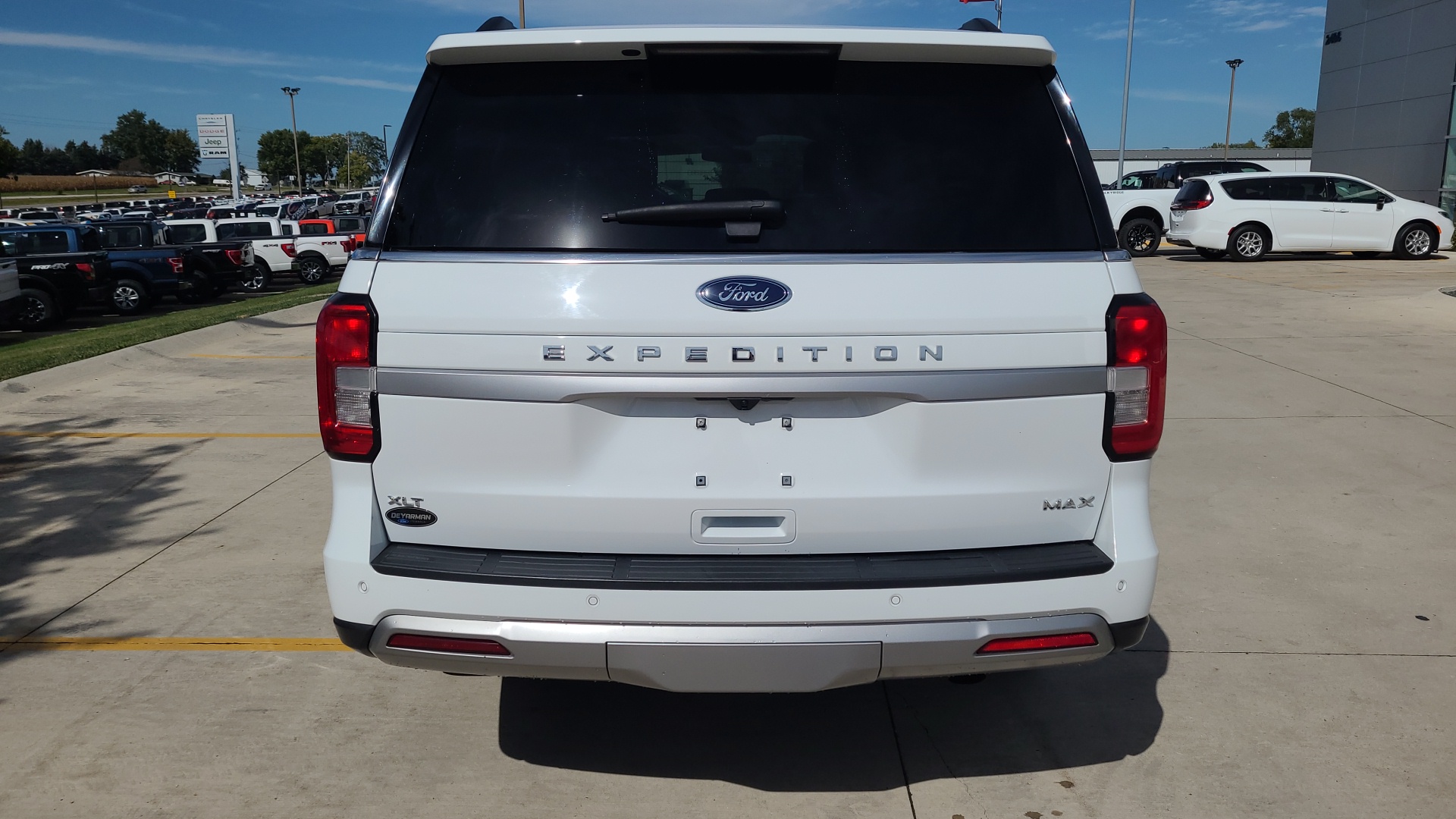 2023 Ford Expedition Max XLT 4