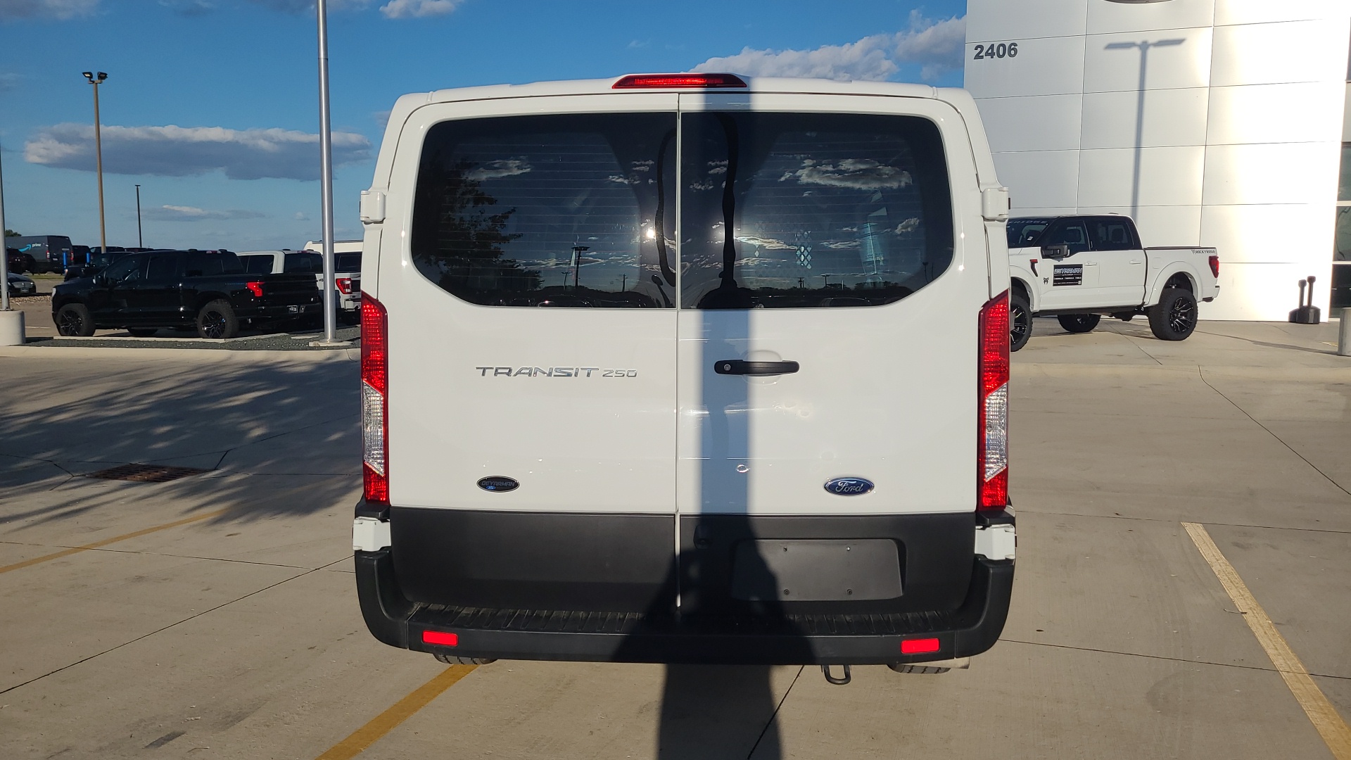 2022 Ford Transit-250 Base 4