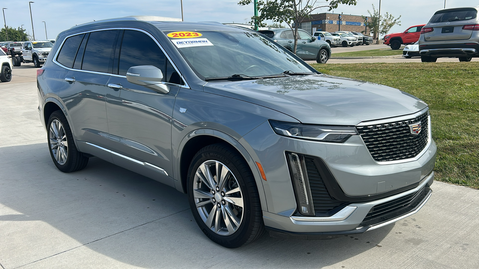 2023 Cadillac XT6 Premium Luxury 1