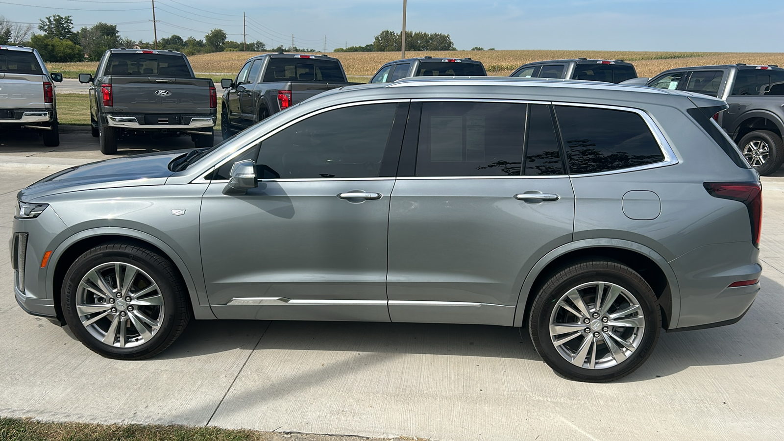 2023 Cadillac XT6 Premium Luxury 6