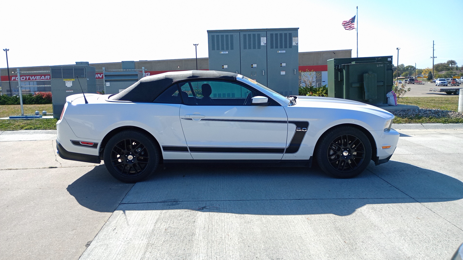 2012 Ford Mustang GT 2