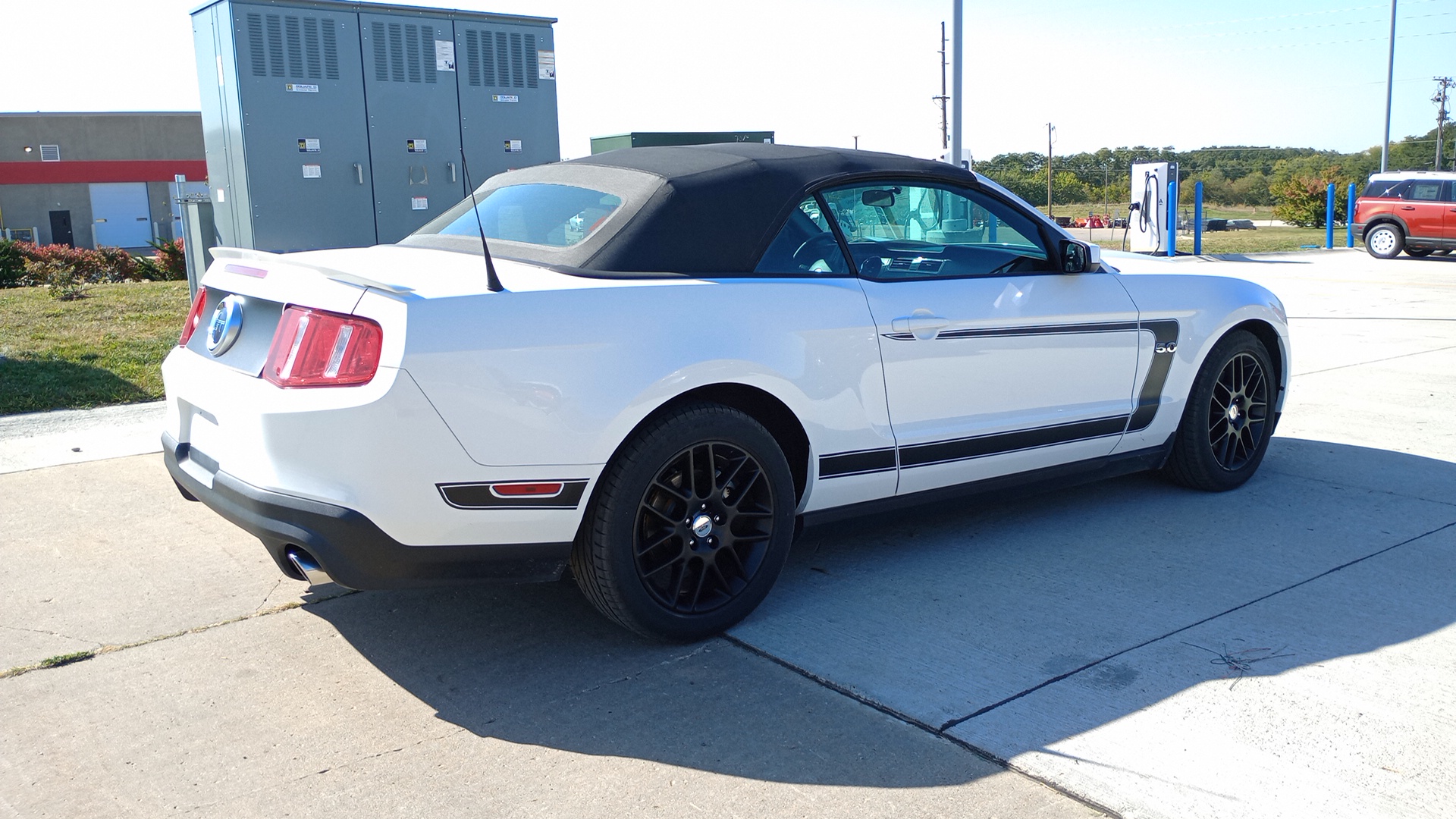 2012 Ford Mustang GT 3