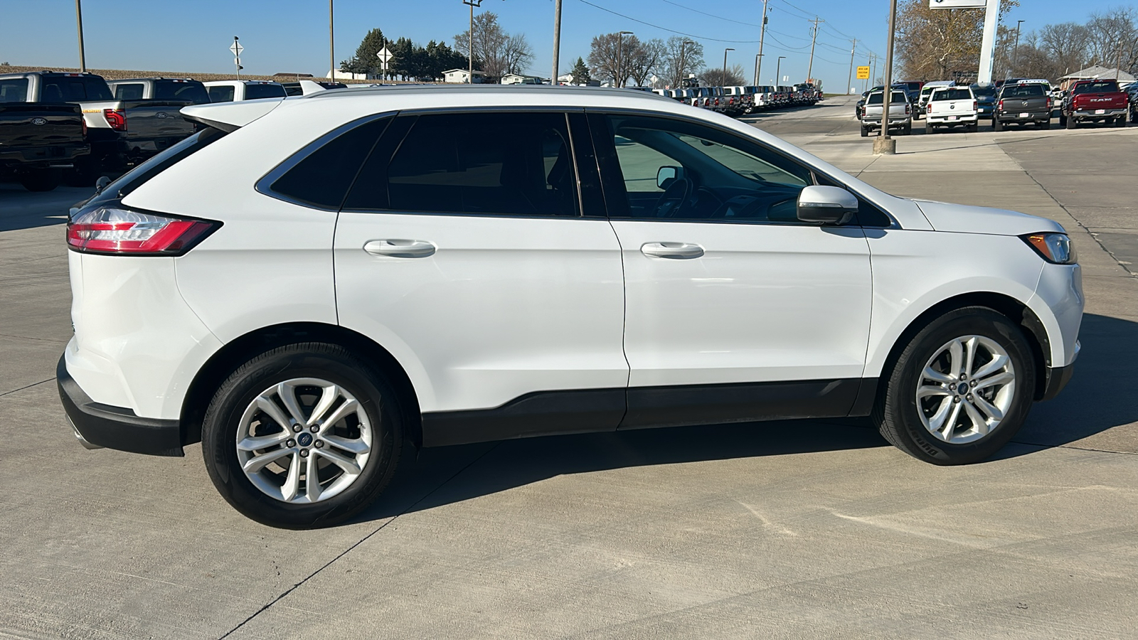 2020 Ford Edge SEL 2