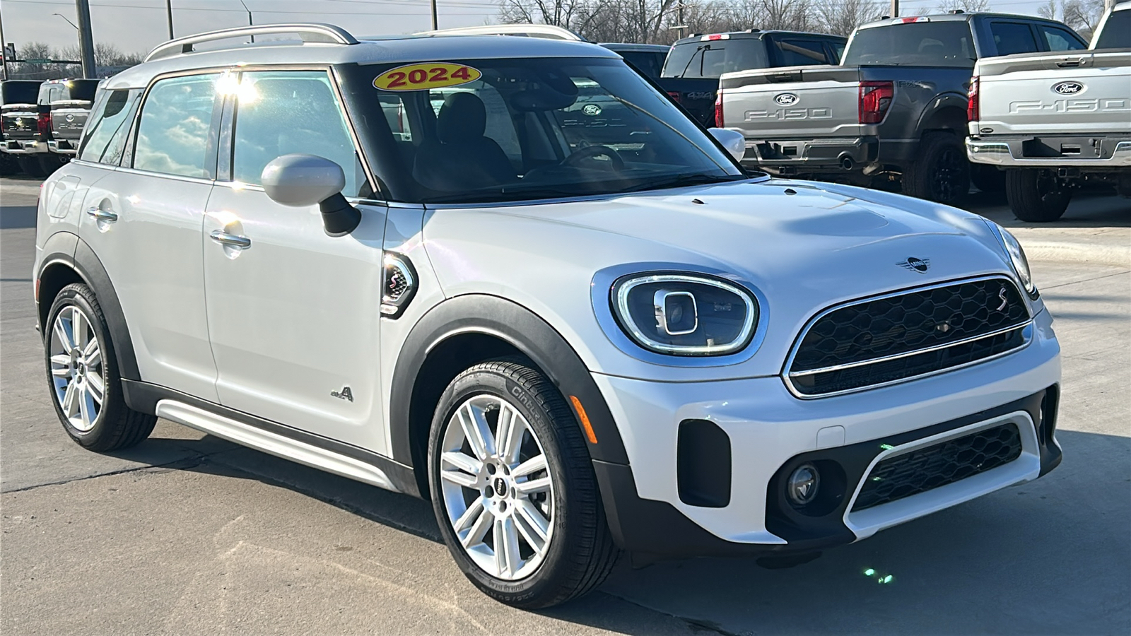 2024 MINI Cooper S Countryman Signature 1