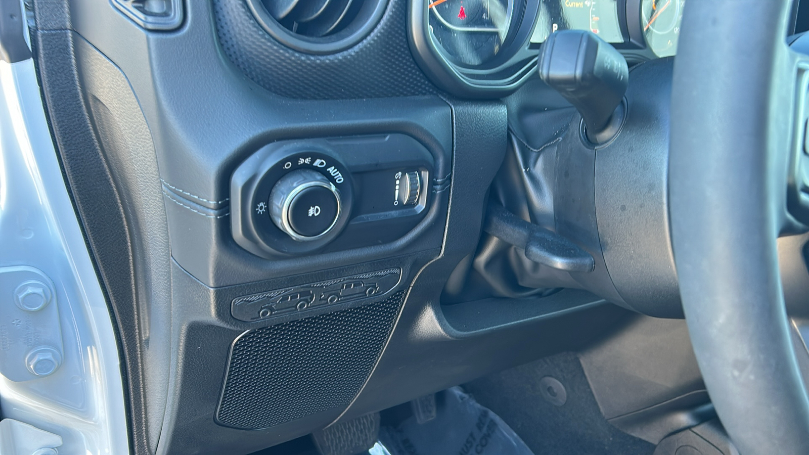 2024 Jeep Wrangler Rubicon 13