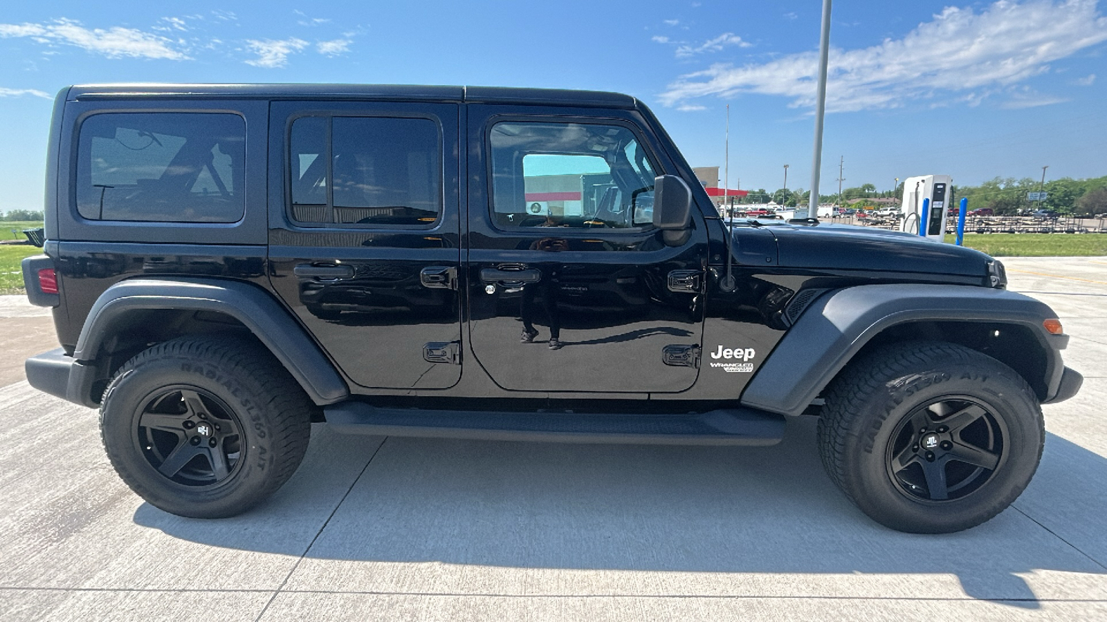 2018 Jeep Wrangler Unlimited Sport S 2