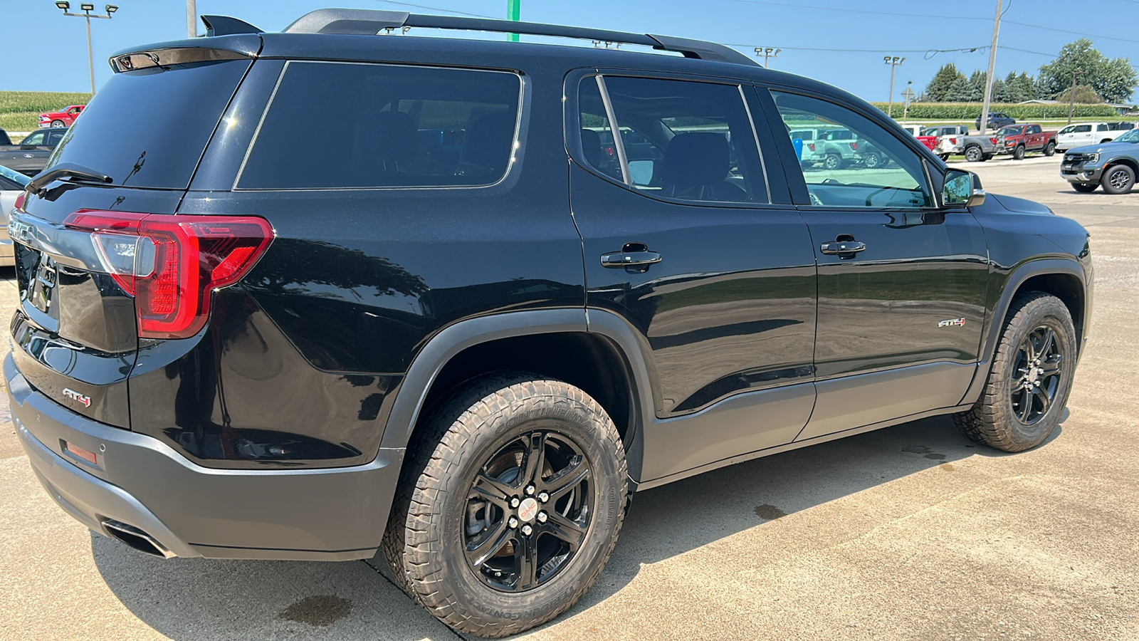 2021 GMC Acadia AT4 4