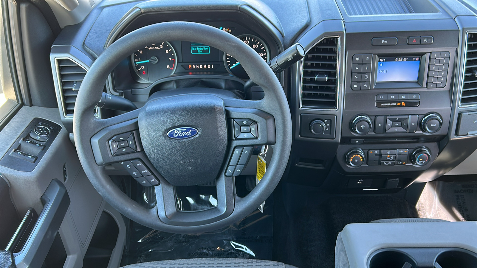 2018 Ford F-150 XLT 17