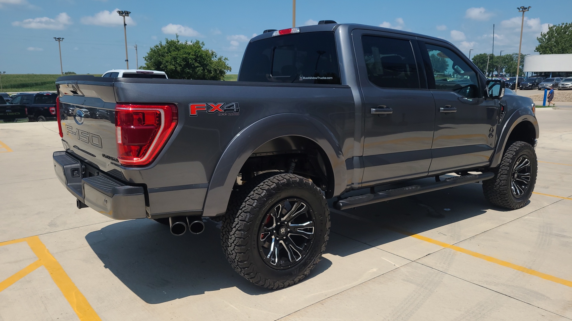 2023 Ford F-150 XLT 3