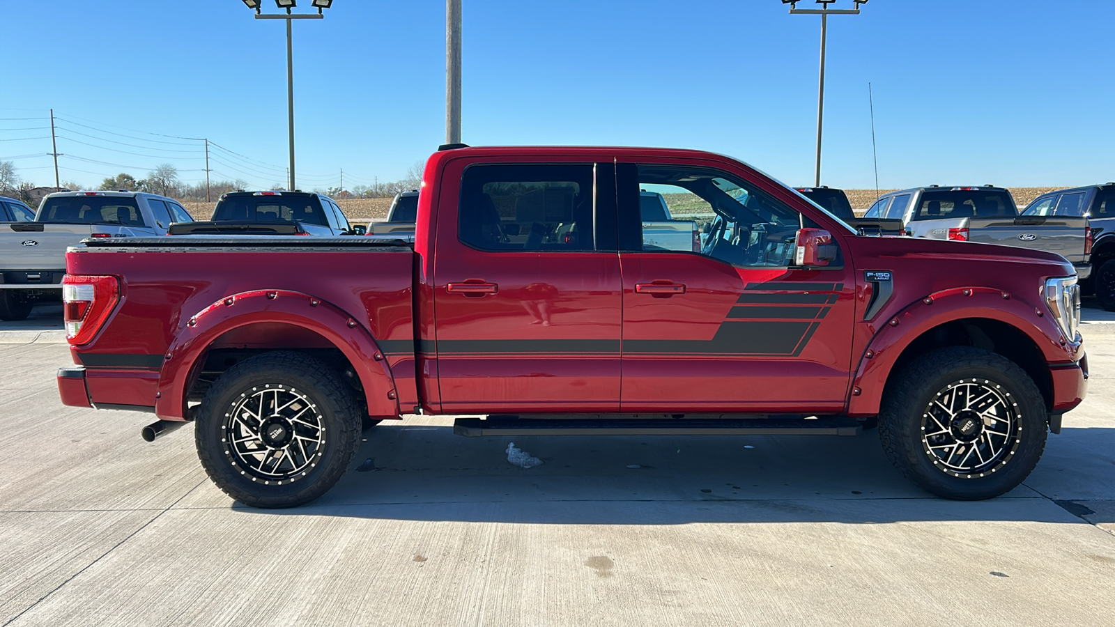 2021 Ford F-150 Lariat 2