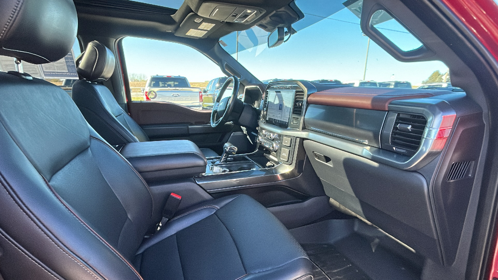 2021 Ford F-150 Lariat 23