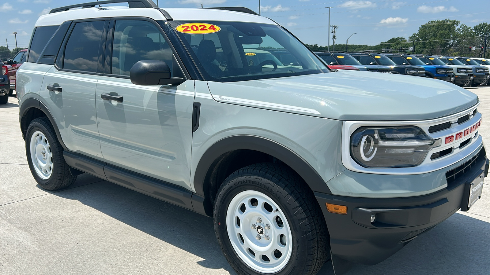 2024 Ford Bronco Sport Heritage 1