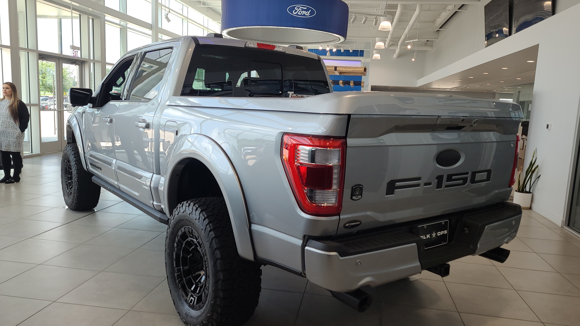 2023 Ford F-150 Lariat 4