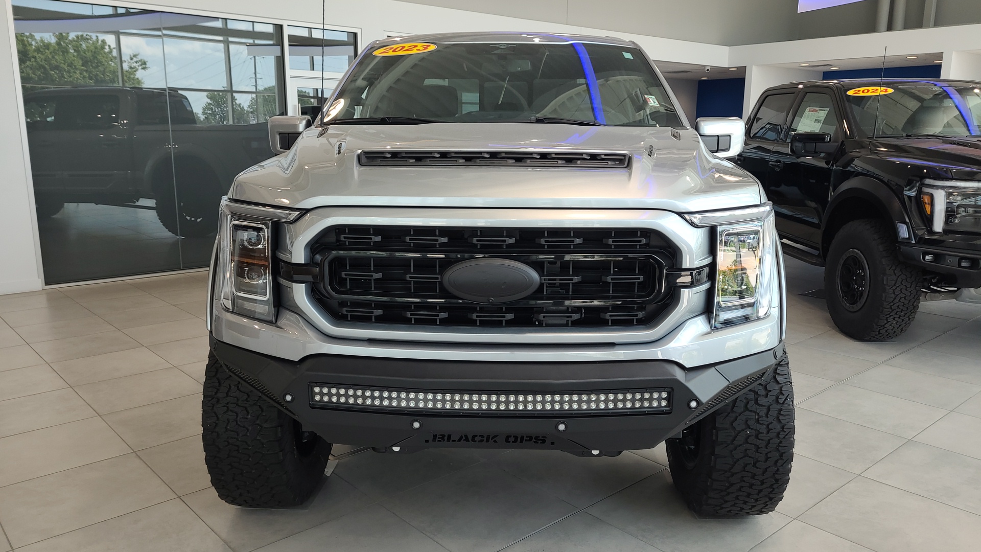 2023 Ford F-150 Lariat 6