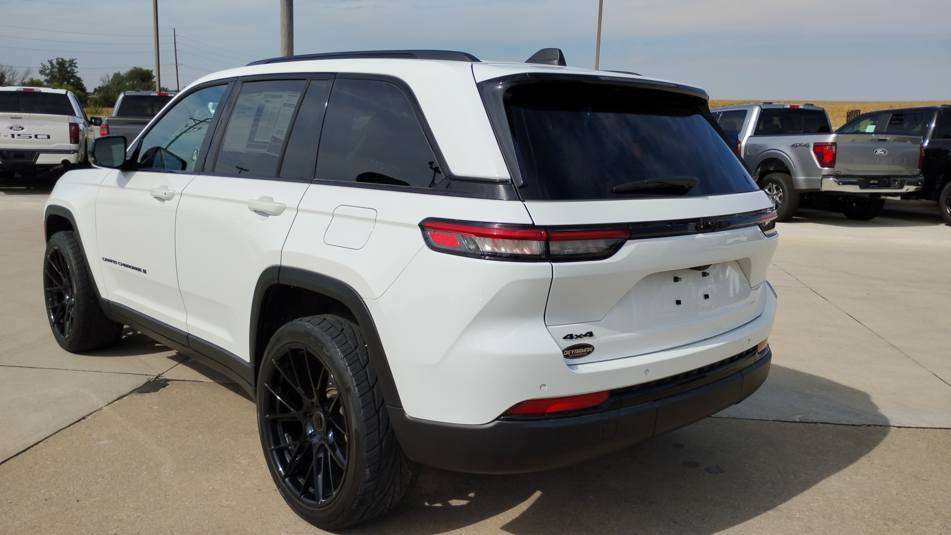 2023 Jeep Grand Cherokee Altitude 5