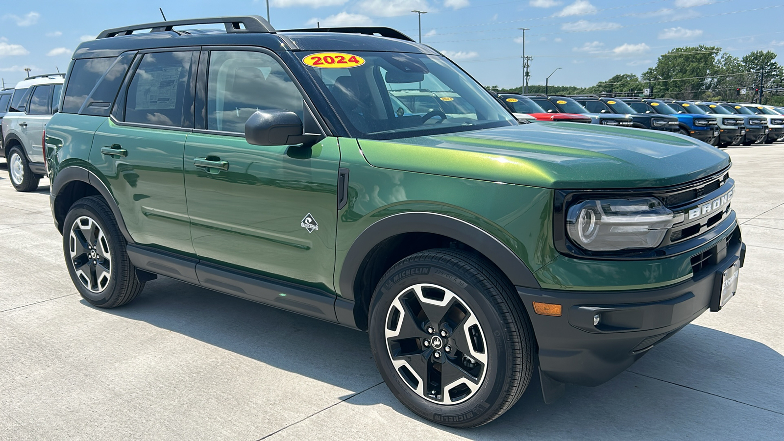 2024 Ford Bronco Sport Outer Banks 1