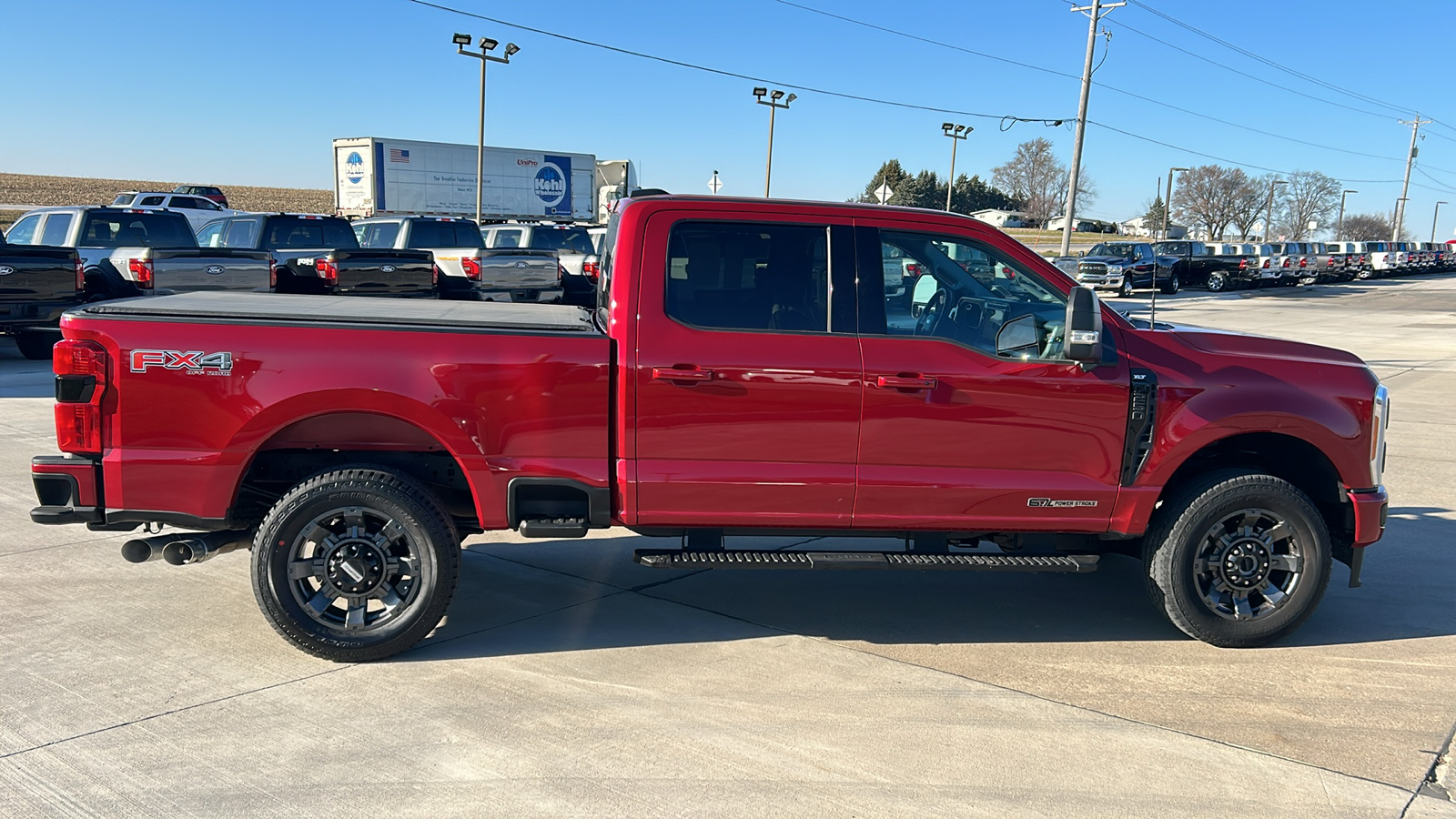 2023 Ford F-250SD XLT 2